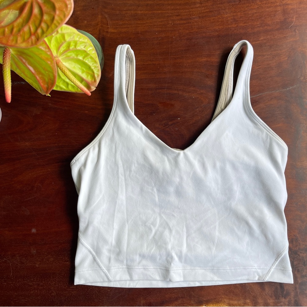 Flash Sale ♥️ Lululemon Align Tank size 4 in White